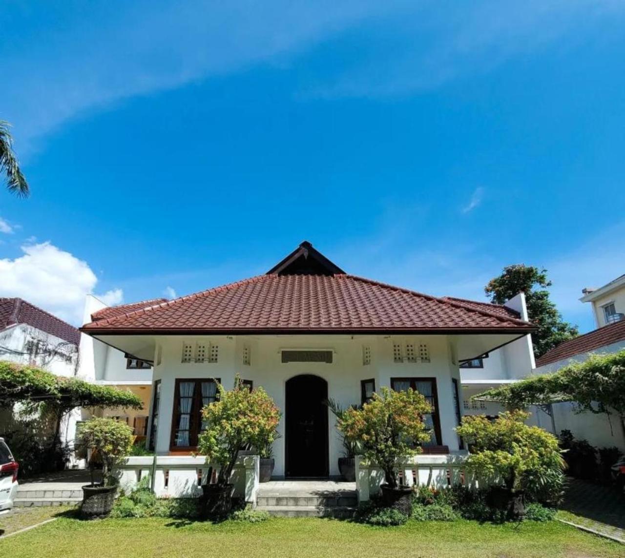 Clemmie Huis Yogyakarta Eksteriør billede